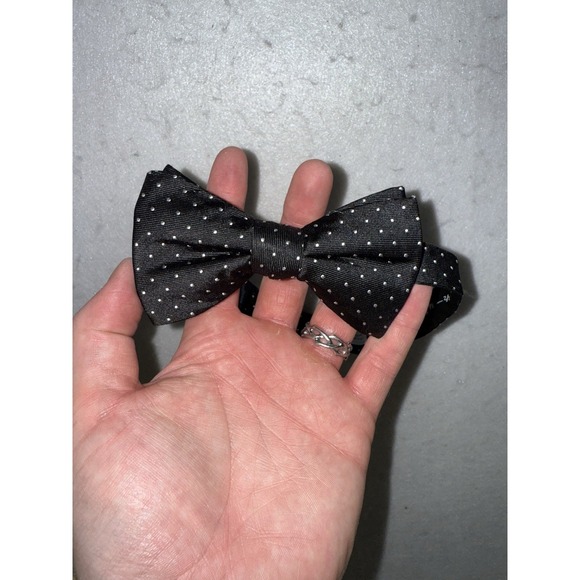 100% Silk Polka Dot Bow Tie Adjustable Formal Geometric Adjustable Black White - Picture 1 of 5